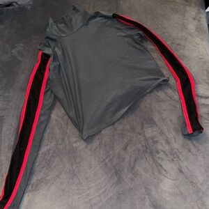 Fashion Nova mock neck back lace-Up crop top